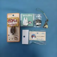 となりのトトロ、崖の上のポニョ。ジブリグッズ。