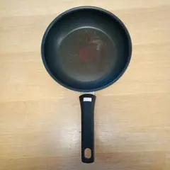 Tupperware 20cm フライパン ガラスフタ付 新品未使用品 - メルカリ