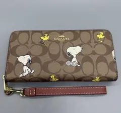 美品】【大人気】COACH スヌーピー柄 長財布 箱、布袋、紙袋付き 