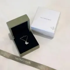 アルハンブラ ネックレス