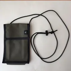 agnes b. スマホショルダーバッグ カーキのサムネイル