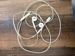 Lightningコネクタ 有線イヤホン ホワイト