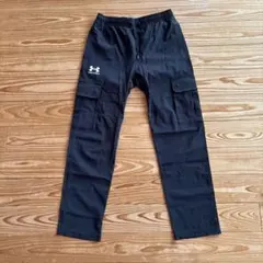 アンダーアーマー カーゴパンツ 黒