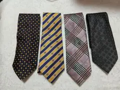 ネクタイ4本セット内ヴィヴィアン1本