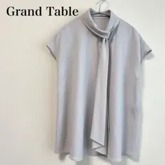 Grand Table グランダーブル ボウタイブラウス グレー フレンチ袖のサムネイル