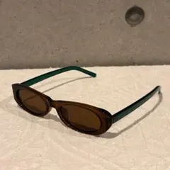 オーバル型ブラウンレンズサングラス　グリーンテンプル　メンズレディース即日発送