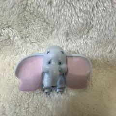 ダンボ がいっぱいカプセルトイ　しくしく