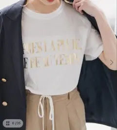 【Spick&Span】スピックアンドスパン箔ロゴプリントTシャツ　ゴールドのサムネイル