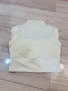ヨモーメント　メッシュトップス