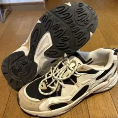 ほぼ未使用 FILA スニーカー ホワイト/ネイビー/ベージュ