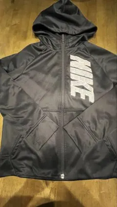 Nike フルジップ パーカー 黒