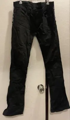 AFB スタッズ付きブラックデニムパンツ kohjiya着用 かつき着用 AFB エーエフビースタッズ付きブラックデニムパンツ kohjiya着用
