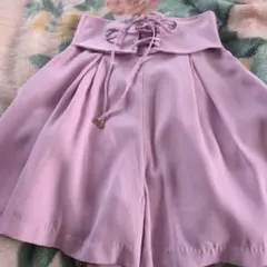 ショートパンツ　フレア　s　ティティアンドコー