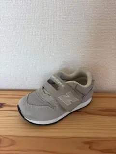 New Balance キッズスニーカー グレー