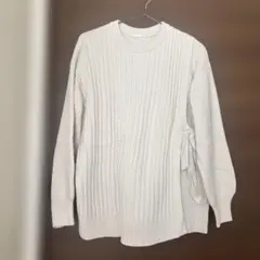ホワイト リブ編み 長袖ニット