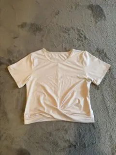 ヨガウェア 半袖 ピンク 裾ねじりデザイン 速乾 トレーニング ピラティス