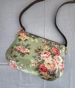 Item thumbnail for item 7d1d5a97-813f-43f3-8167-2e21cfd36374