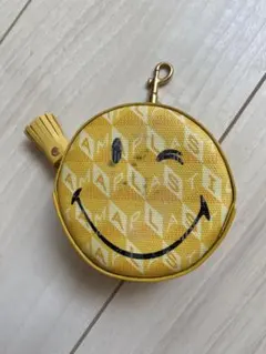 ANYA HINDMARCH カニモチーフ ポーチ、チャーム ANYA HINDMARCH カニモチーフ ポーチ、チャーム - メルカリ