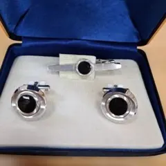 Item thumbnail for item 4a71db5a-ebdb-49ef-a9c5-a9e465bf04da