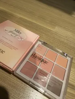 dasique アイシャドウパレット 32ミルキーアプリコット