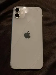 Apple iPhone 11 ホワイト ヒビあり