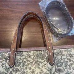 le vernis ルベルニ スクエアトートバッグ 2way 花柄