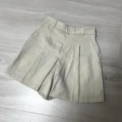 GU ベージュ ショートパンツ S