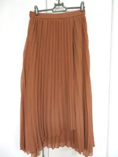 プリーツロングスカート　LL　XL　新品未使用　ブラウンシフォン ロングスカート