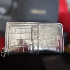 VERSACE 長財布 クロコ型押し　　希少品のサムネイル