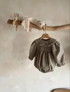 ♦︎新品♦︎monbebe ロンパース オリーブカーキ女の子 M