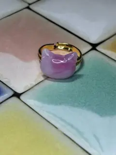 猫デザインの苺ミルクカラーのリング