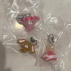サンリオ　ゆるっとめじるしアクセサリー　くろうさ　しろうさ　マロンクリーム