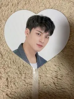 SEVENTEENミンギュ　carat land ケレン