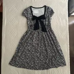 PEYTON PLACE 花柄リボン付きワンピース