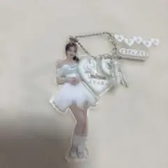 【台座なし】Niziu AYAKA ボールチェーン付きアクスタ