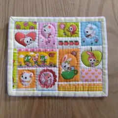 ポットマット　鍋敷き　キルトマット　16×20cm　手縫い　ハンドメイド