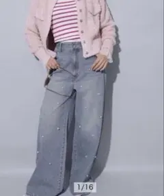アルページュストリー パール付きローウエストデニムパンツ　ブルーのサムネイル