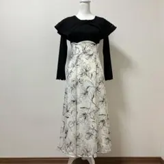 タグ付き　トッコクローゼット　ロングワンピース レースアップ　春　花　長袖