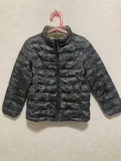 ユニクロ　キッズ　120 迷彩　中綿　ダウンコート　コンパクト