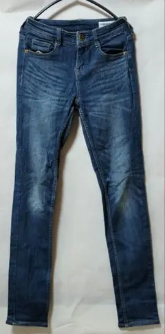 Item thumbnail for item d653c943-4ad0-4e94-b398-29b087cceff3