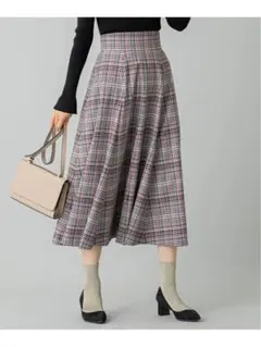【新品タグ付】組曲 ランダムチェックフレアスカート