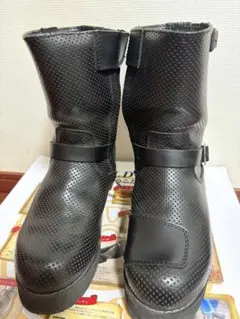 厚底イーグル　24.5cm パンチングブラックのサムネイル