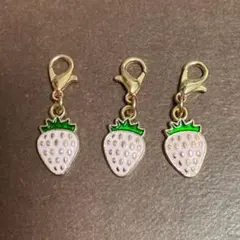 マスクチャーム　いちご白　3個