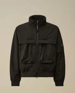 C.P. COMPANY ギミックナイロン フーデッドジャケット ブラック 46 2025年最新】C.P. Company メンズ ナイロンジャケットの人気アイテム