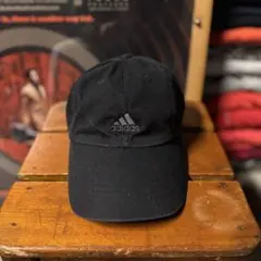 adidas アディダス キャップ オールブラック 刺繍ロゴ
