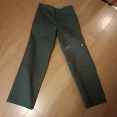 Item thumbnail for item 770c40b3-9e2f-42b2-a5b2-78eff83bd73b