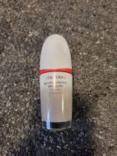 資生堂/エッセンススキングロウファンデーション220