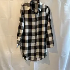 チェック柄 長袖シャツ ブラックホワイト 新品　値下げ