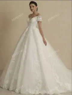 ホワイト オフショルダー レースウェディングドレス