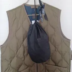 14日本日限定価格！ 美品！TAION ダウンベスト カーキ(M) USサイズS